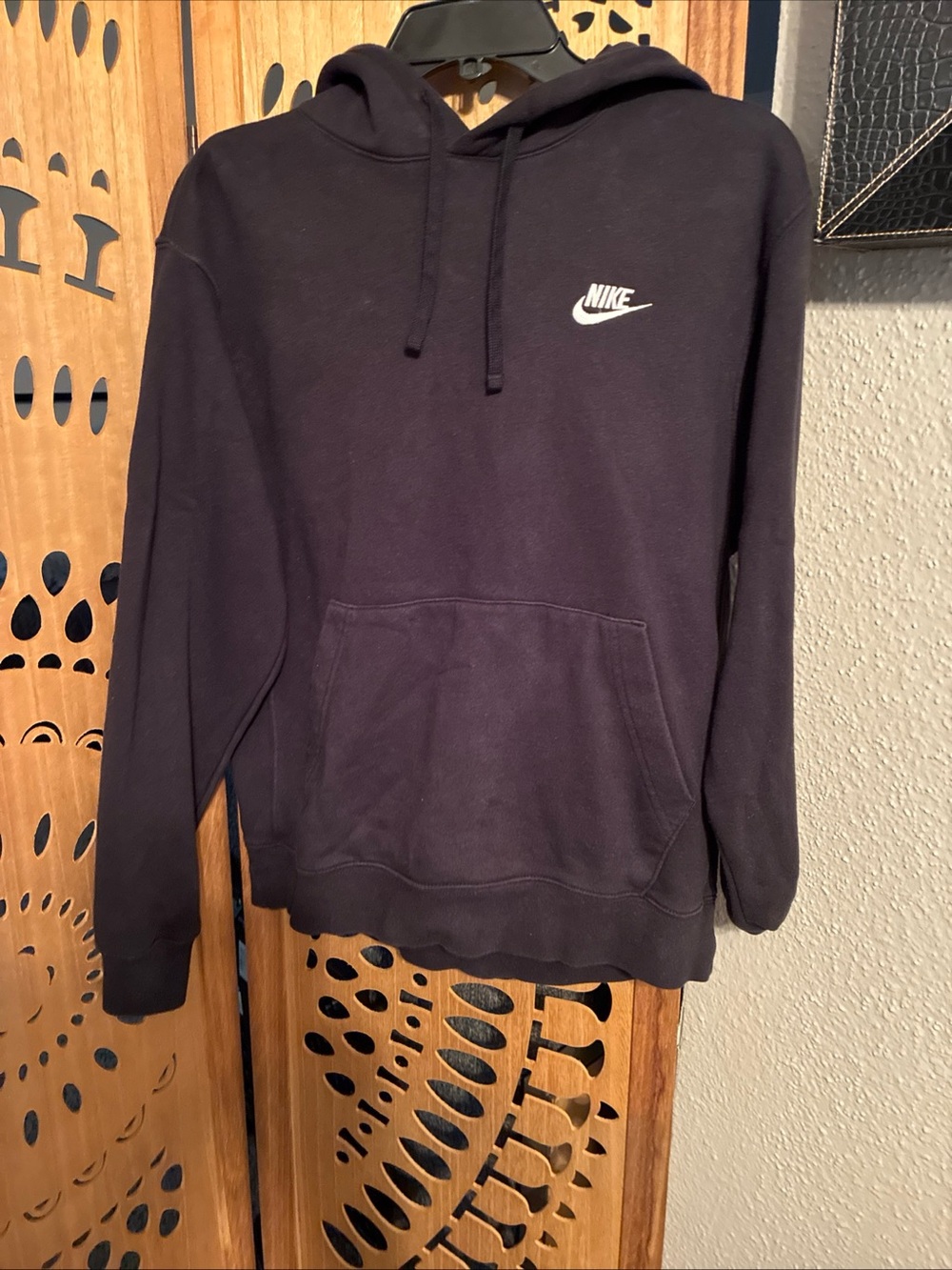 Nike women Black Hoodie Sweatshirt